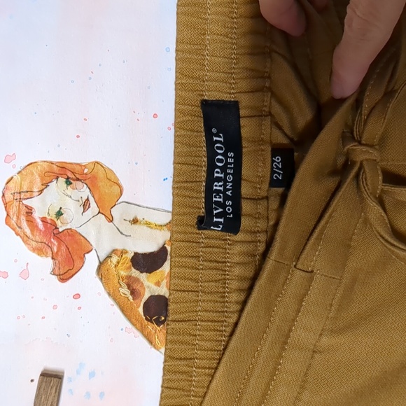 Liverpool Kelsey crop pant tie waist size 2/26 Dijon Gold - Picture 2 of 6